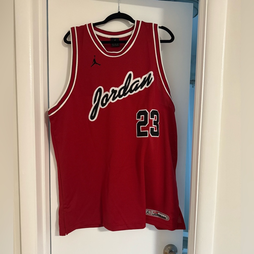 Air Jordan Michael Jordan #23 Stitched Men’s Jersey - Authentic (Size XL)
